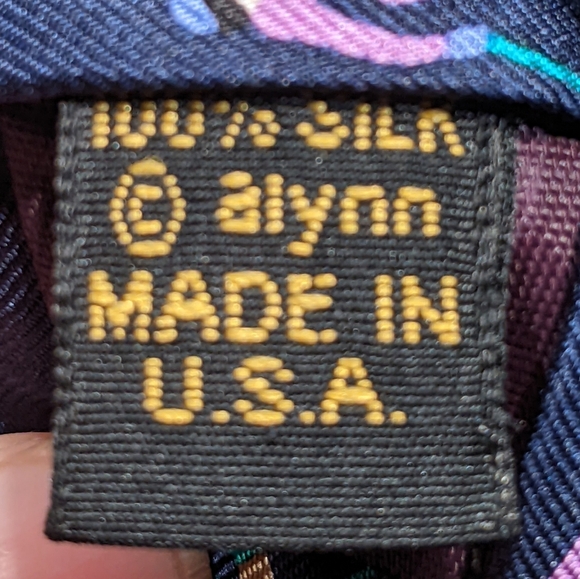 Alynn Neckwear Downhill Ski 100% Silk U.S.A Made Neck Tie EUC. - Picture 5 of 5